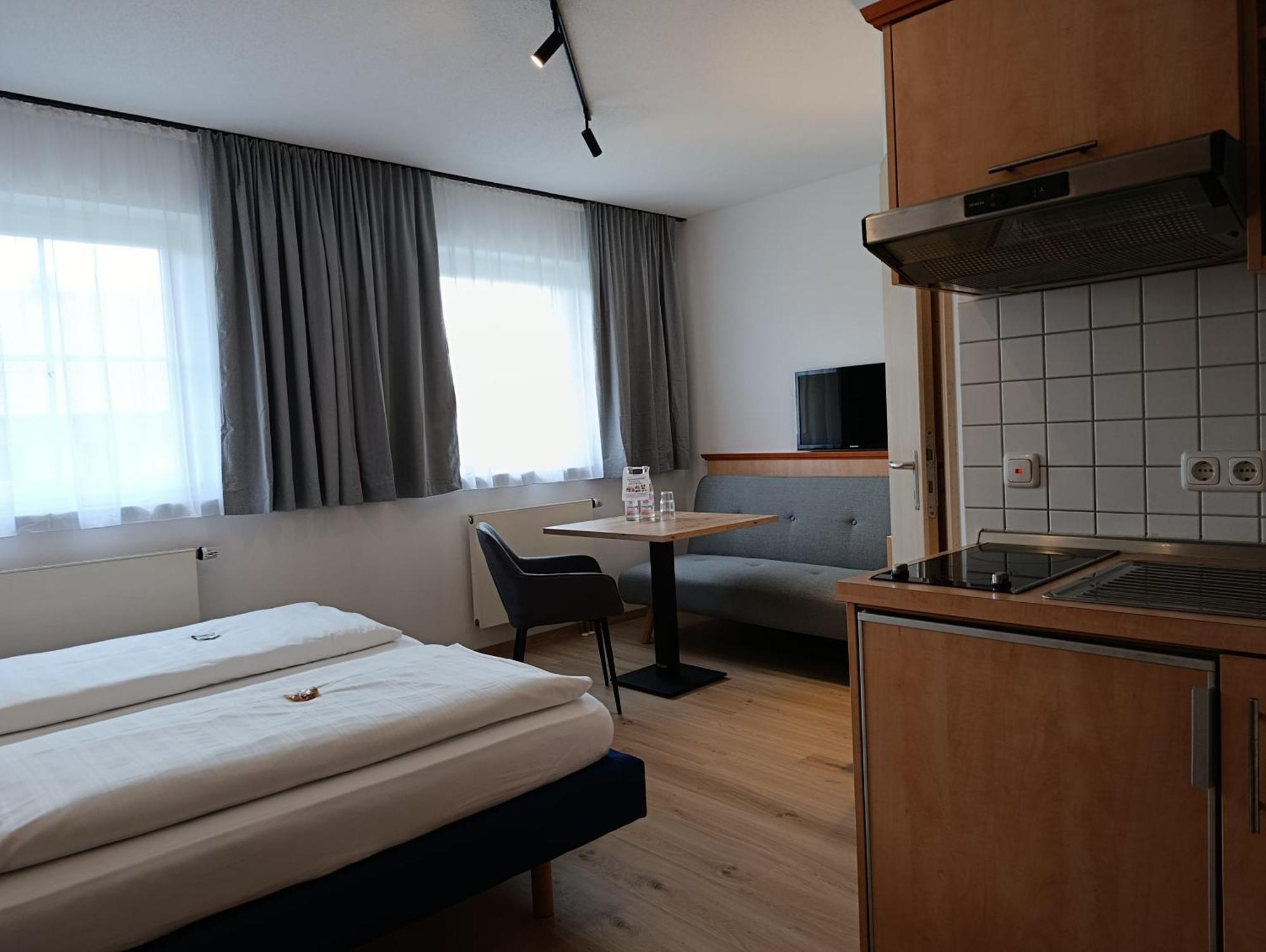 Mikro Apartments Erding Exterior photo